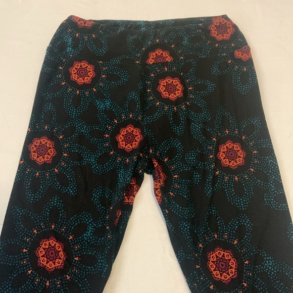 Lularoe Leggings One Size - Picture 2 of 3
